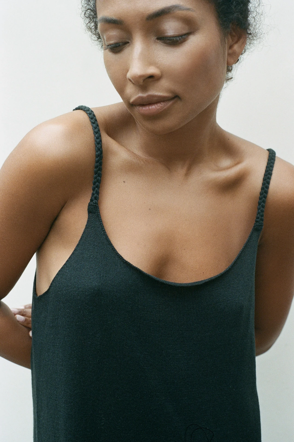 Bare Dress Woman - Onyx